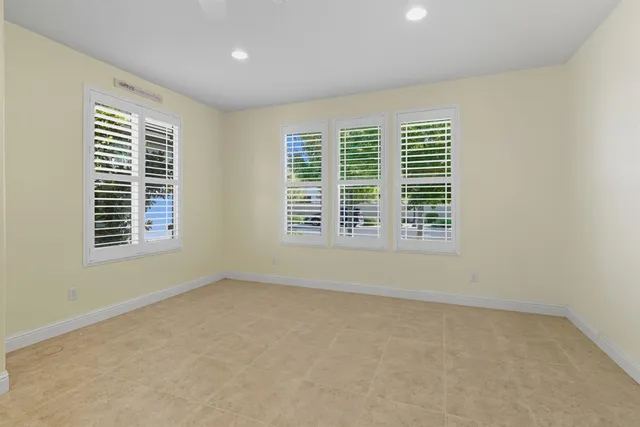 $565,000 | 2473 Dutchwood Lane, Manteca, CA 95336