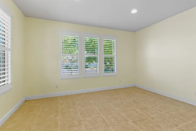 $565,000 | 2473 Dutchwood Lane, Manteca, CA 95336