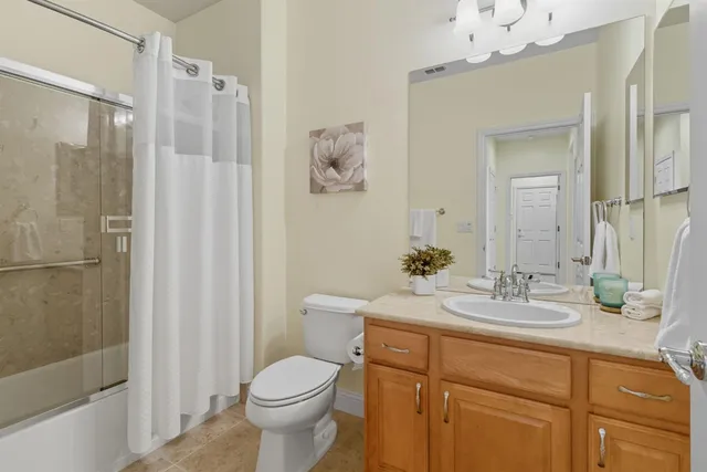 $565,000 | 2473 Dutchwood Lane, Manteca, CA 95336