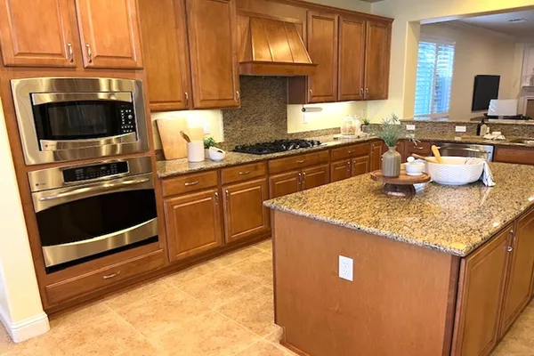 $555,000 | 2473 Dutchwood Lane, Manteca, CA 95336