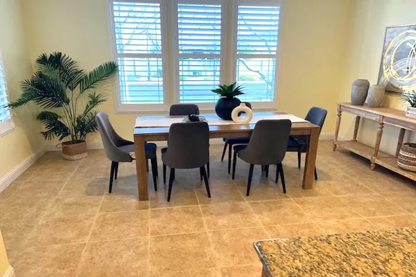 $555,000 | 2473 Dutchwood Lane, Manteca, CA 95336