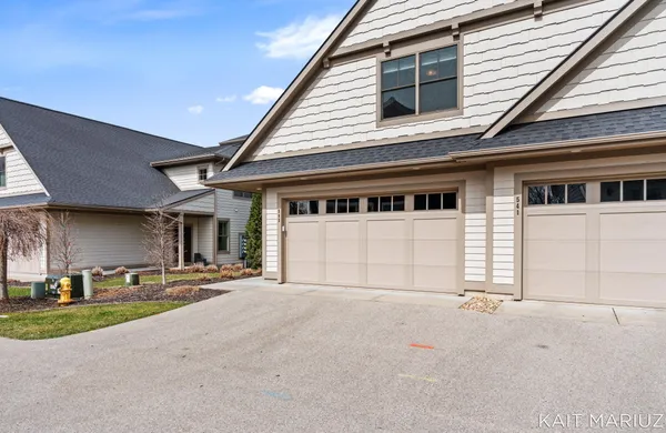 $1,450,000 | 543 Macatawa Avenue, Holland, MI 49423