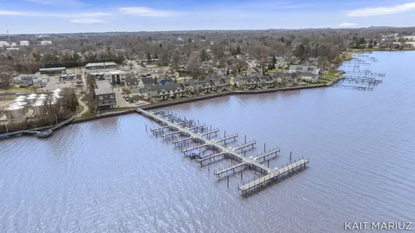 $1,450,000 | 543 Macatawa Avenue, Holland, MI 49423