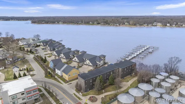 $1,450,000 | 543 Macatawa Avenue, Holland, MI 49423