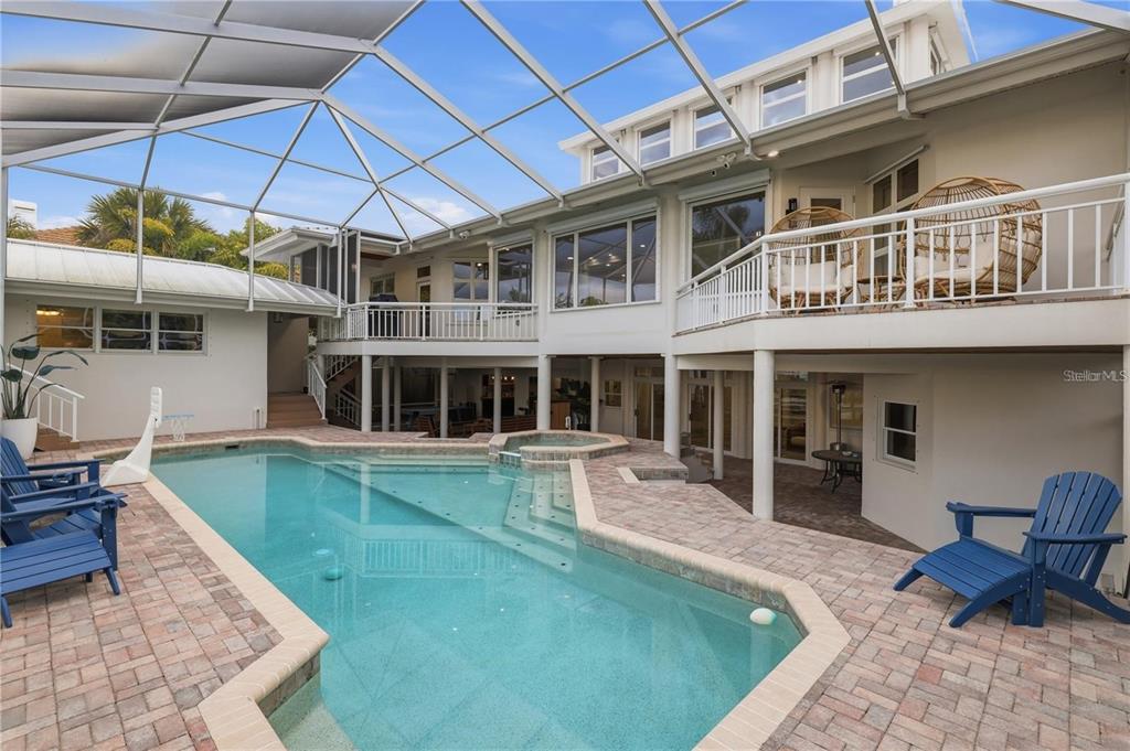 4034 Roberts Point Road Sarasota, FL 34242 - Photo 73 of 98 Gallery Image 73