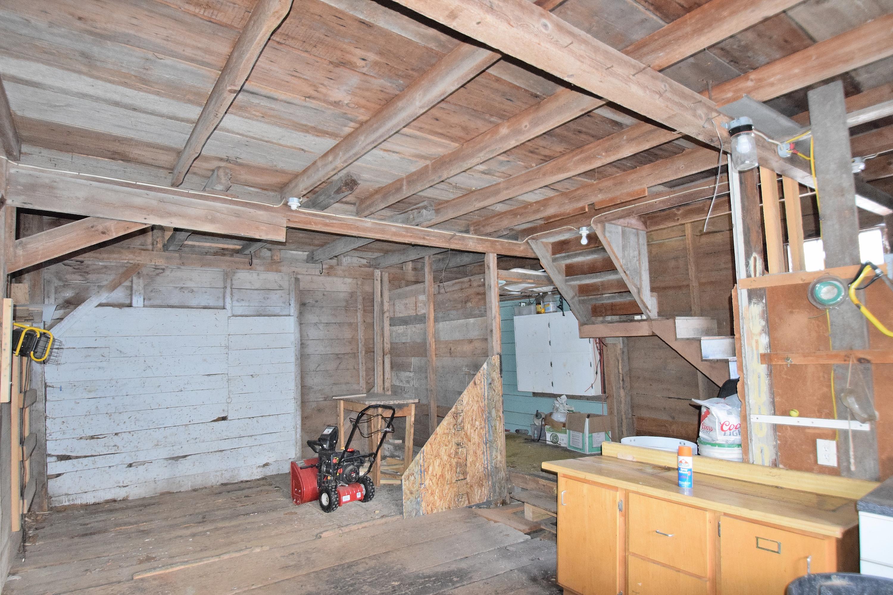 8 Mill Street Raymond, ME 04071 - Photo 18 of 26 xbarn2