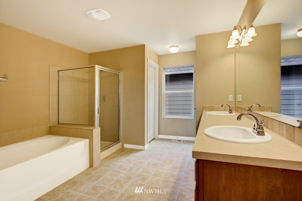 4176 Southwest Colbert Way Port Orchard, WA 98367 - Photo 8 of 13 Gallery Image 8