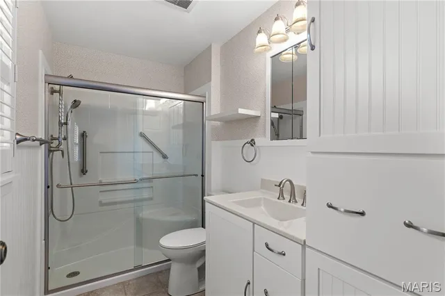 $2,595 | 4685 Colima Court, St. Louis, MO 63128