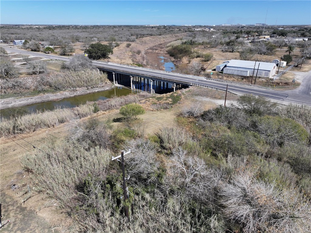 0 Us-181 Sinton, TX 78387 - Photo 3 of 22 an aerial view of residential houses with outdoor space and swimming pool