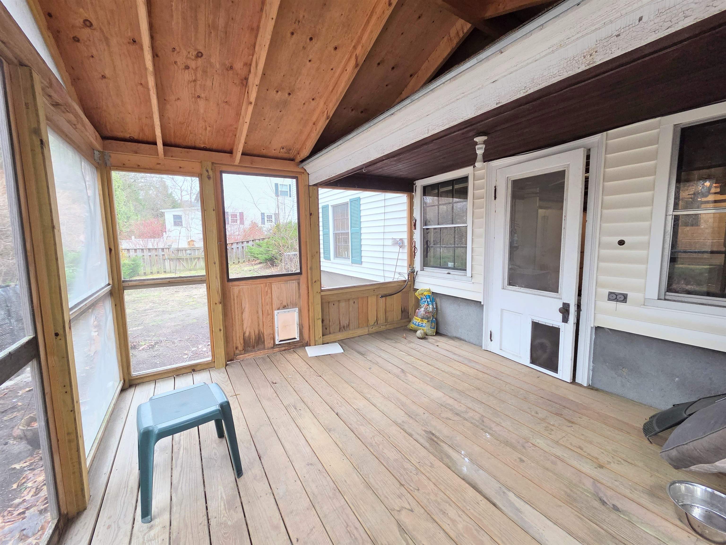 85 Underclyffe Road St. Johnsbury, VT 05819 - Photo 23 of 33