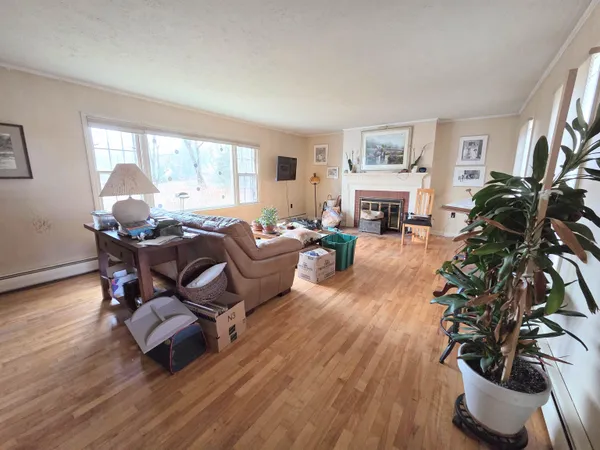 $319,500 | 85 Underclyffe Road, St. Johnsbury, VT 05819