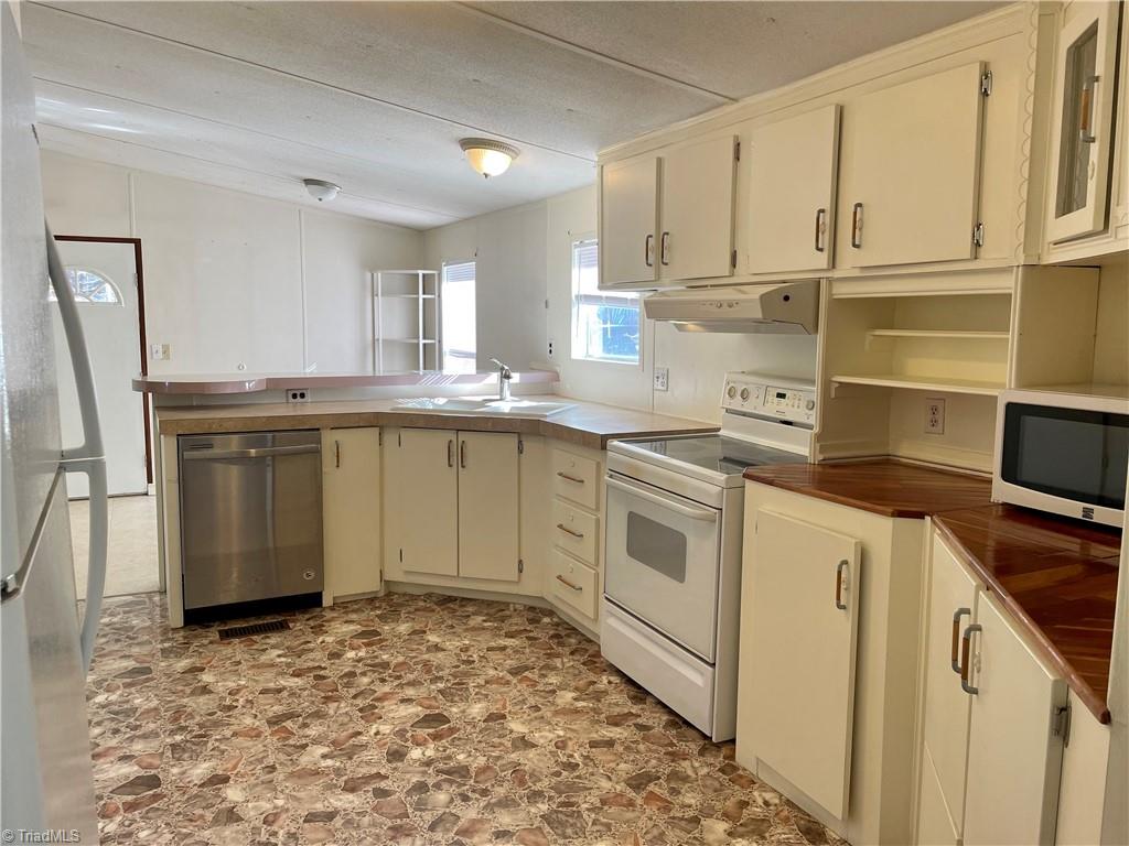 712 Broadway Road Lexington, NC 27295 - Photo 11 of 24 Gallery Image 11