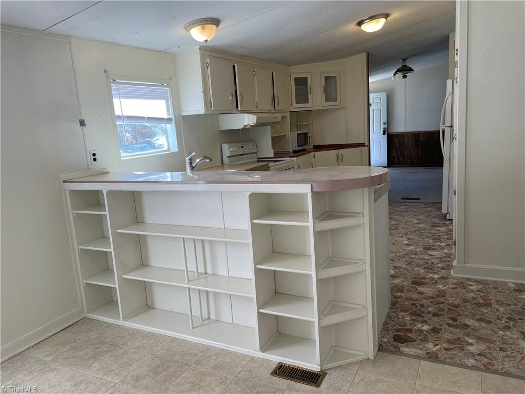 712 Broadway Road Lexington, NC 27295 - Photo 12 of 24 Gallery Image 12