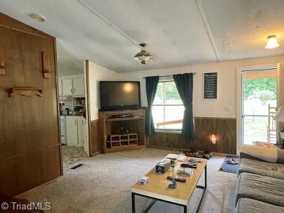 712 Broadway Road Lexington, NC 27295 - Photo 3 of 24 Gallery Image 3