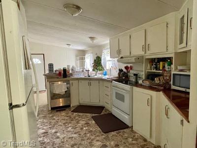 712 Broadway Road Lexington, NC 27295 - Photo 4 of 24 Gallery Image 4
