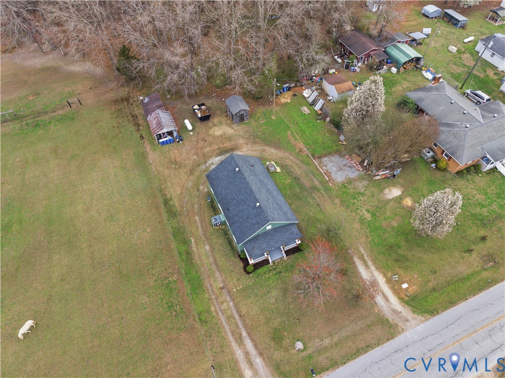239 Brunswick Road Emporia, VA 23847 - Photo 20 of 22 Single-story residence on an expansive lot featuri