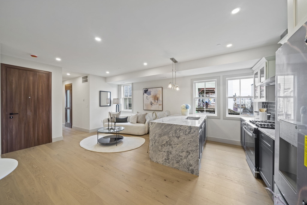 273 Havre Street, Unit 4 Boston, MA 02128 - Photo 4 of 13