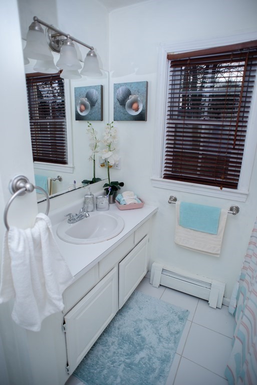 27 Bellmore Road Framingham, MA 01702 - Photo 23 of 29 Gallery Image 23