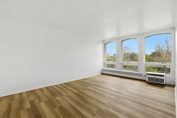 $229,999 | 1451 East 55th Street, Unit 417N, Chicago, IL 60615