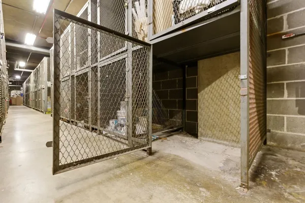 $229,999 | 1451 East 55th Street, Unit 417N, Chicago, IL 60615