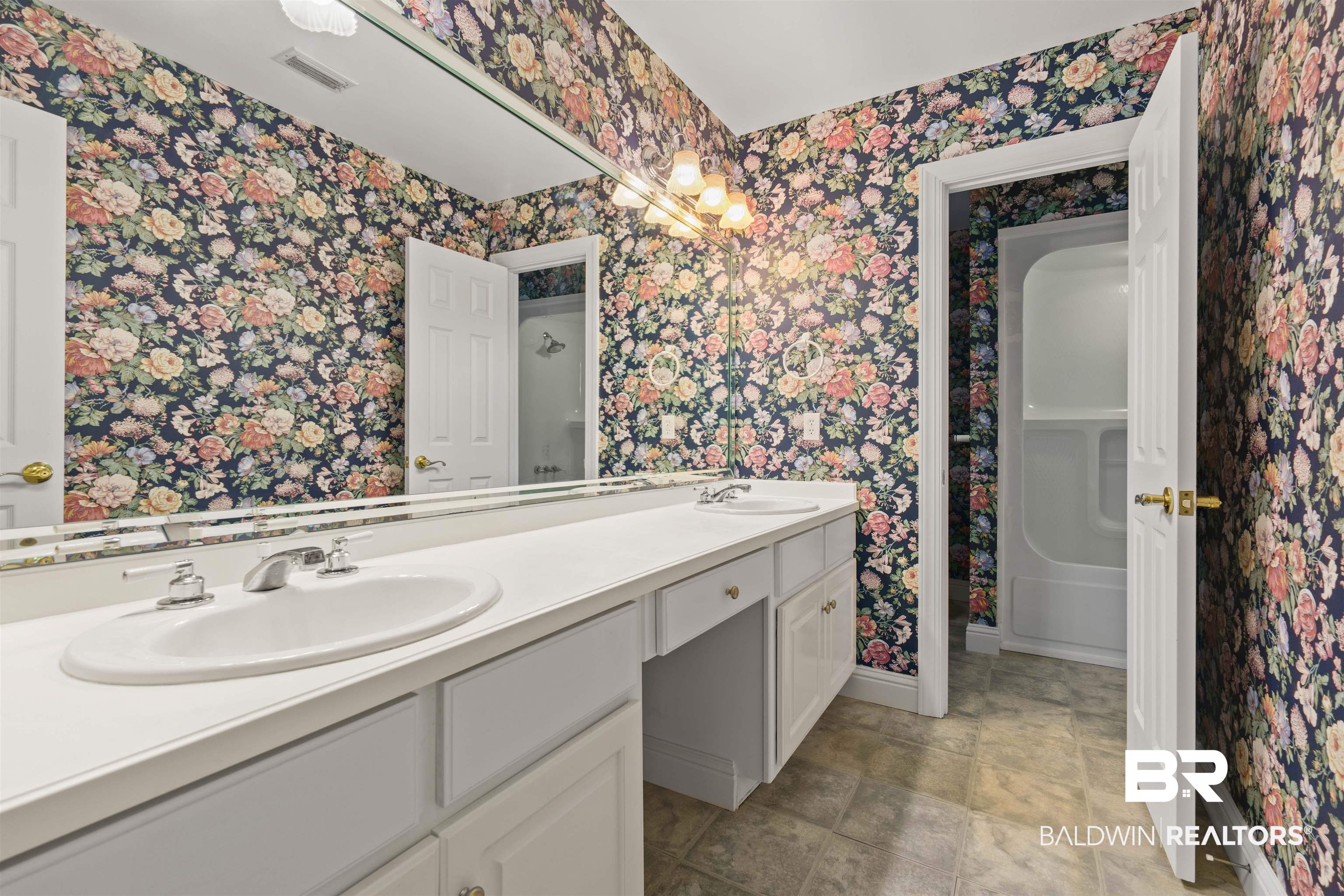 7280 Colonel Grierson Drive Daphne, AL 36527 - Photo 28 of 43 Upstairs Bath