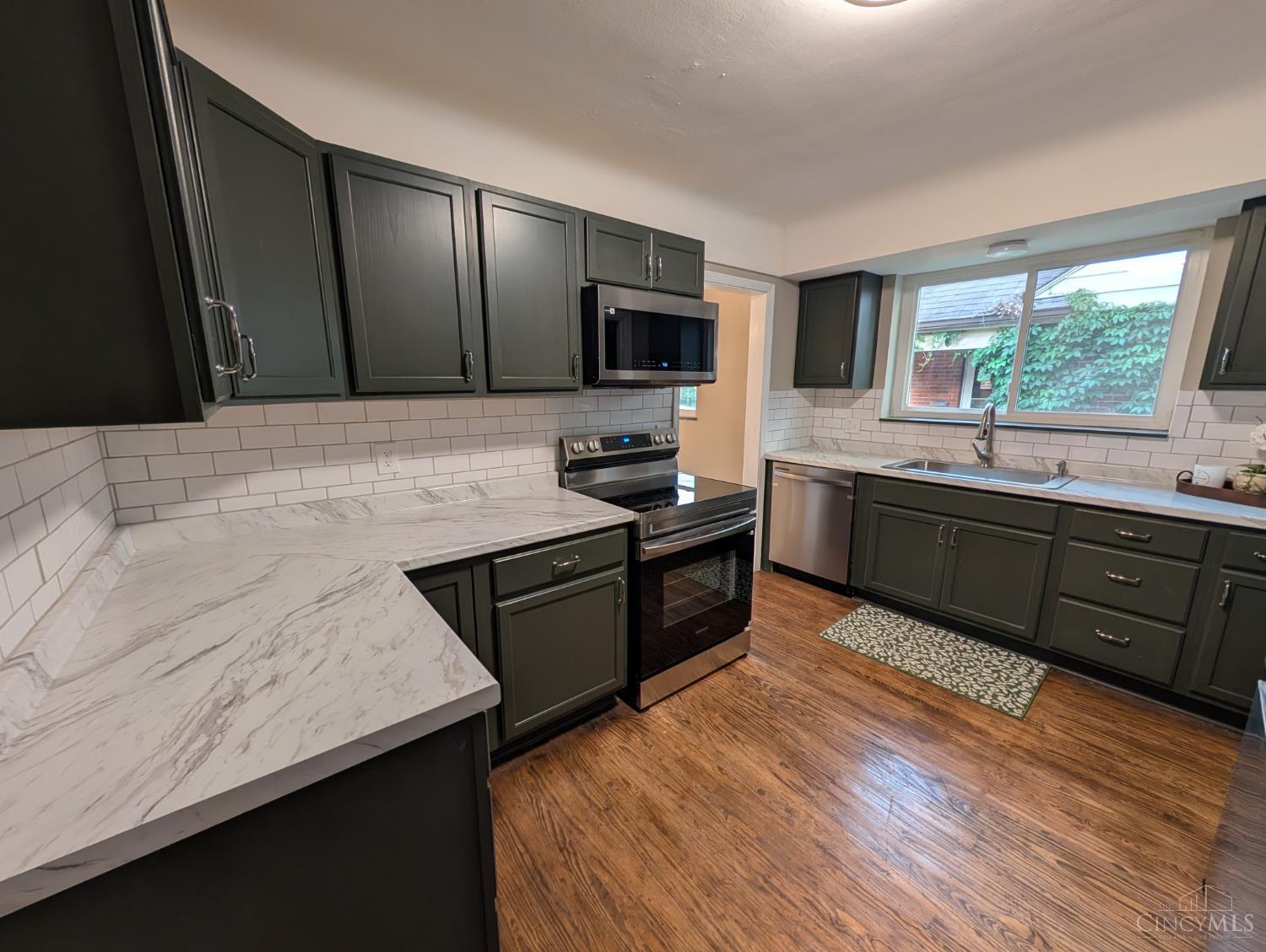 1127 West North Bend Road Cincinnati, OH 45224 - Photo 7 of 23