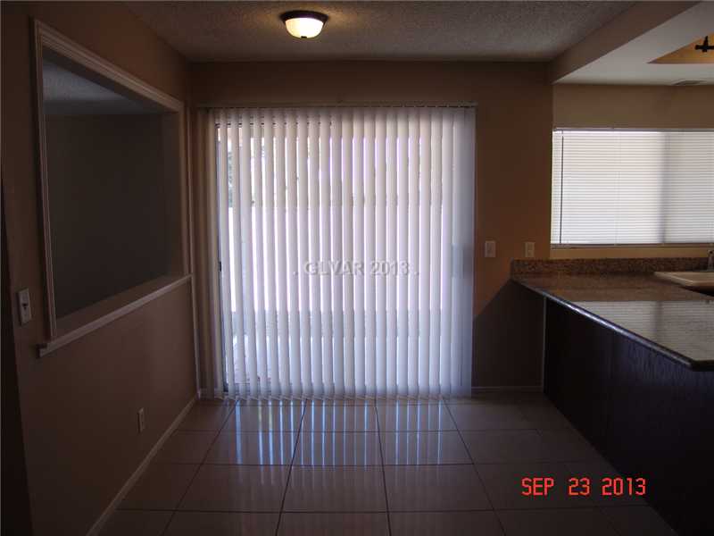 2705 Rialto Road Las Vegas, NV 89108 - Photo 4 of 10 Dining Room.