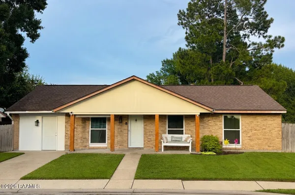 $220,000 | 100 Vintage Square, Lafayette, LA 70506