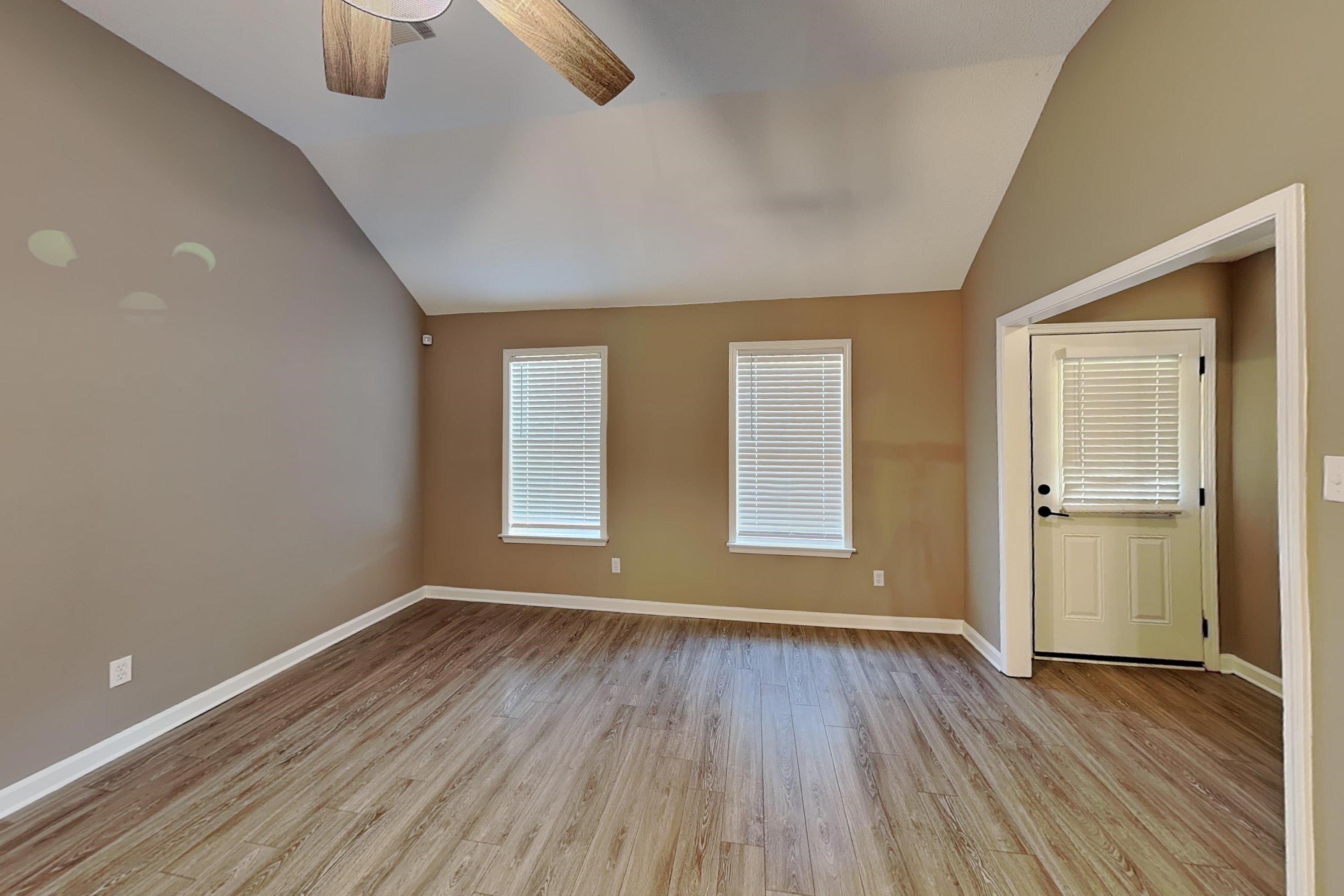 8070 Ellis Road Bartlett, TN 38133 - Photo 2 of 16 Gallery Image 2