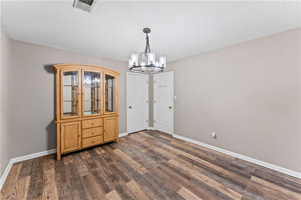 923 Aberdeen Road High Point, NC 27265 - Photo 34 of 50 Gallery Image 34