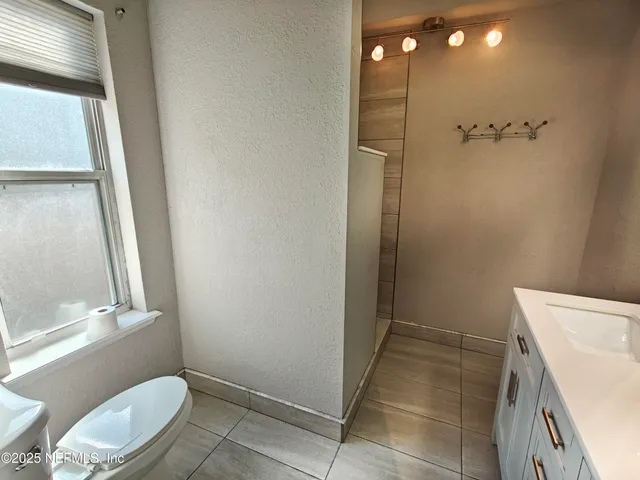 $2,050 | 8971 Rockpond Meadows Drive, Jacksonville, FL 32221