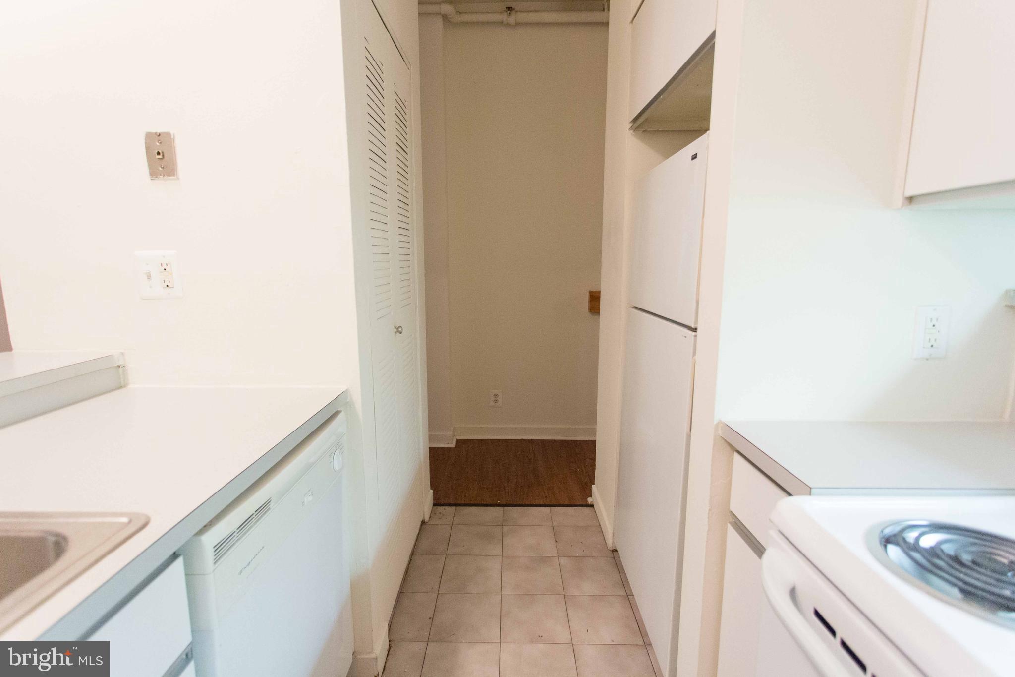 130 Arch Street, Unit C06 Philadelphia, PA 19106 - Photo 12 of 20