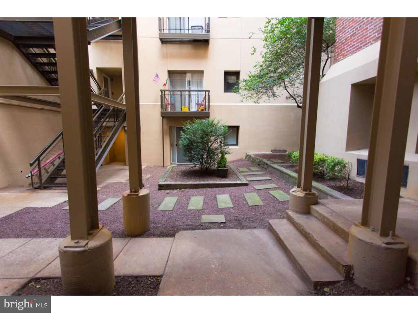 130 Arch Street, Unit C06 Philadelphia, PA 19106 - Photo 5 of 20