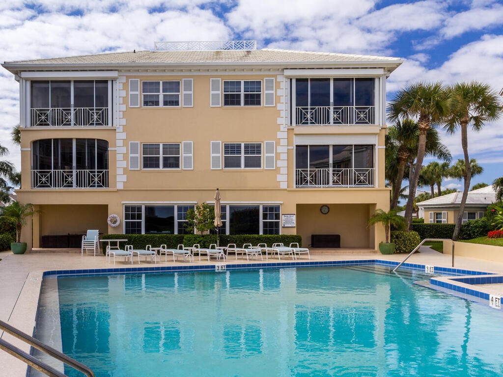 1150 Reef Road, Unit B18 Vero Beach, FL 32963 - Photo 7 of 16