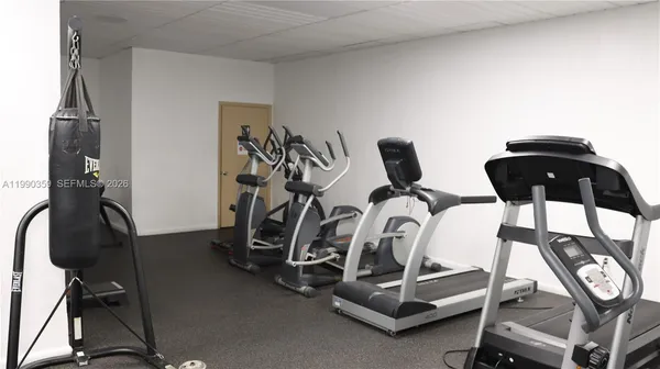 $3,700 | 1865 South Ocean Drive, Unit 4F, Hallandale Beach, FL 33009