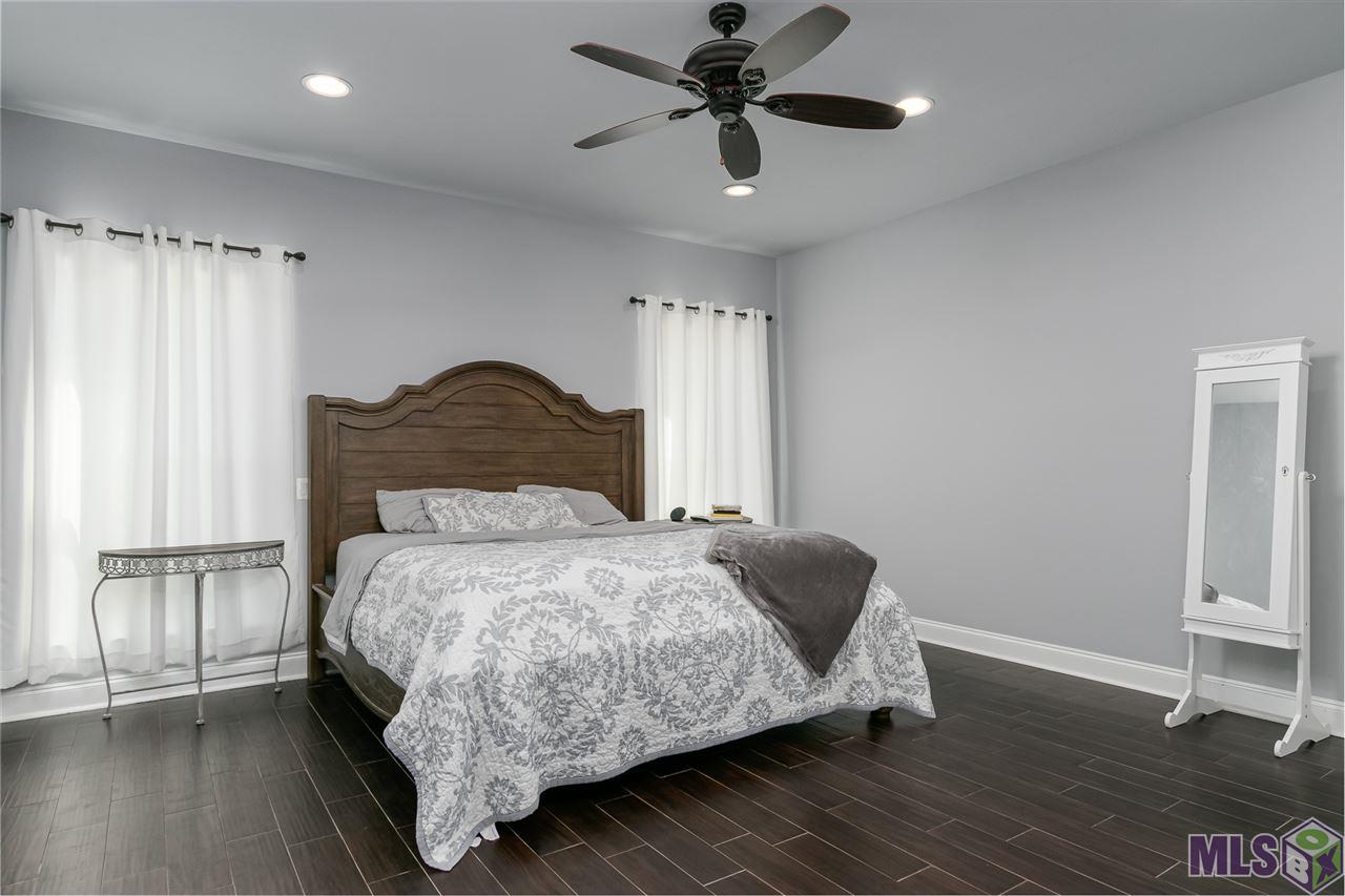 27670 Red Oak Road Livingston, LA 70754 - Photo 9 of 33 Gallery Image 9