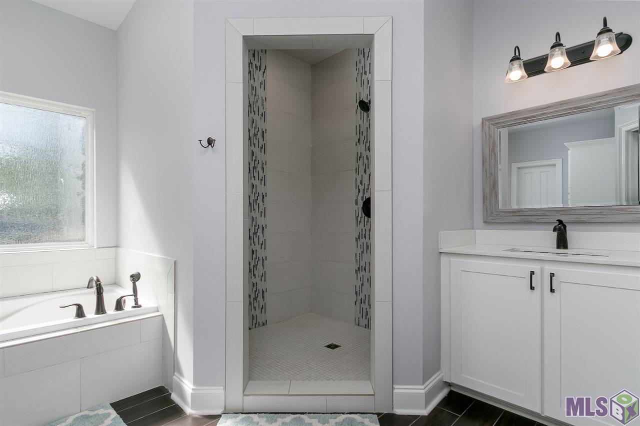 27670 Red Oak Road Livingston, LA 70754 - Photo 10 of 33 Gallery Image 10
