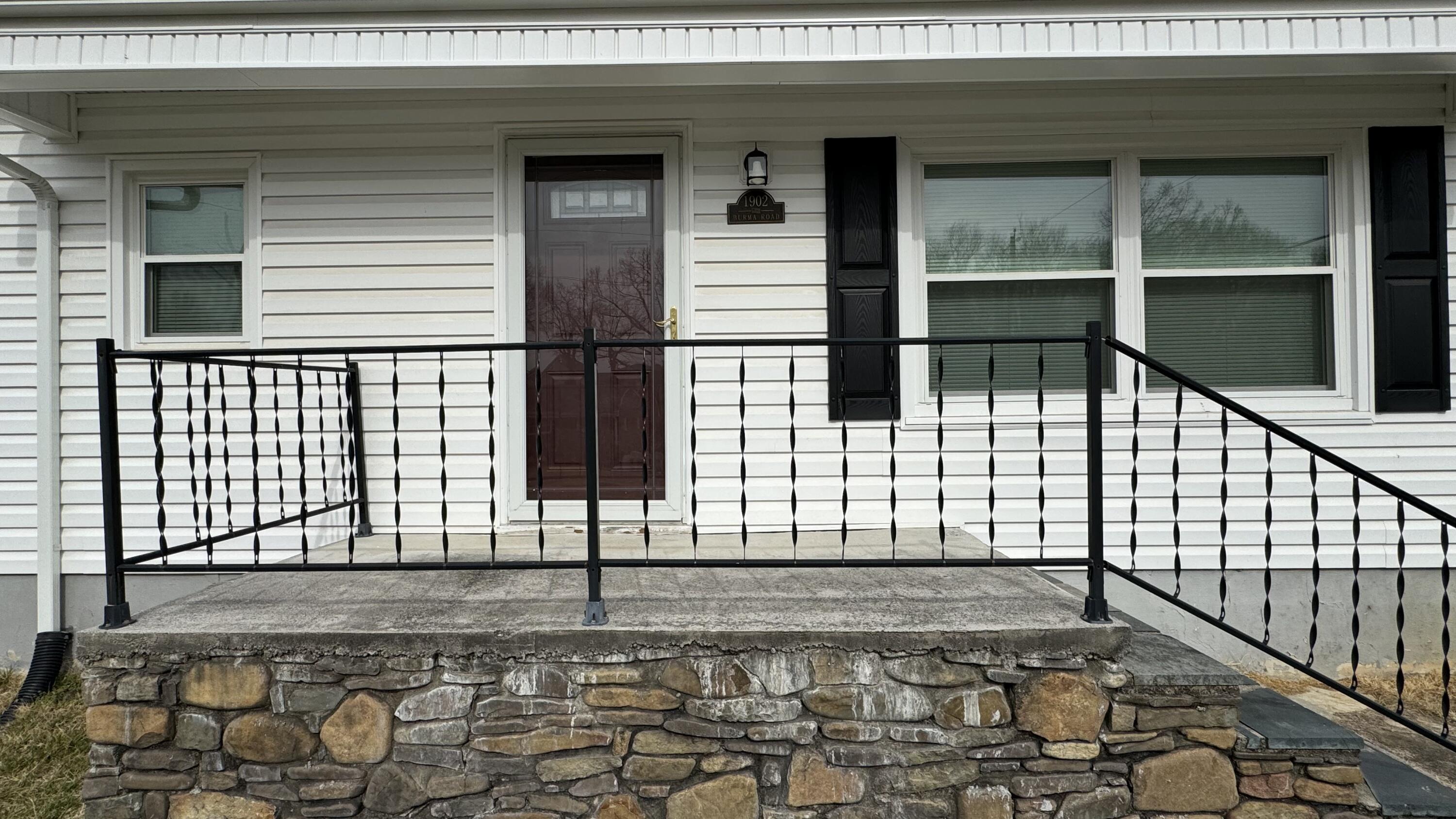 1902 Burma Road Salem, VA 24153 - Photo 2 of 17 a view of a porch
