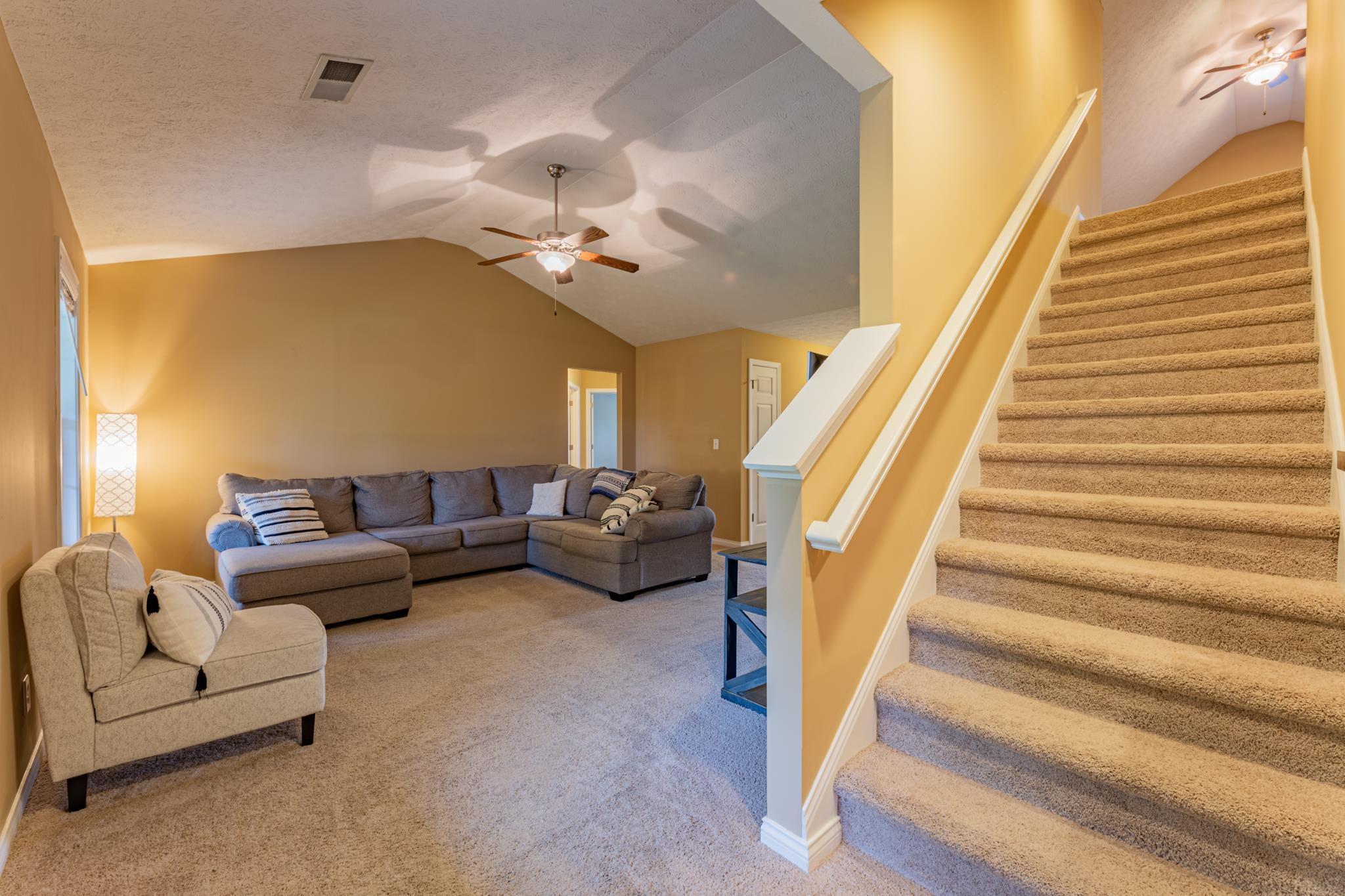 10315 Chatteris Road Evansville, IN 47725 - Photo 6 of 21
