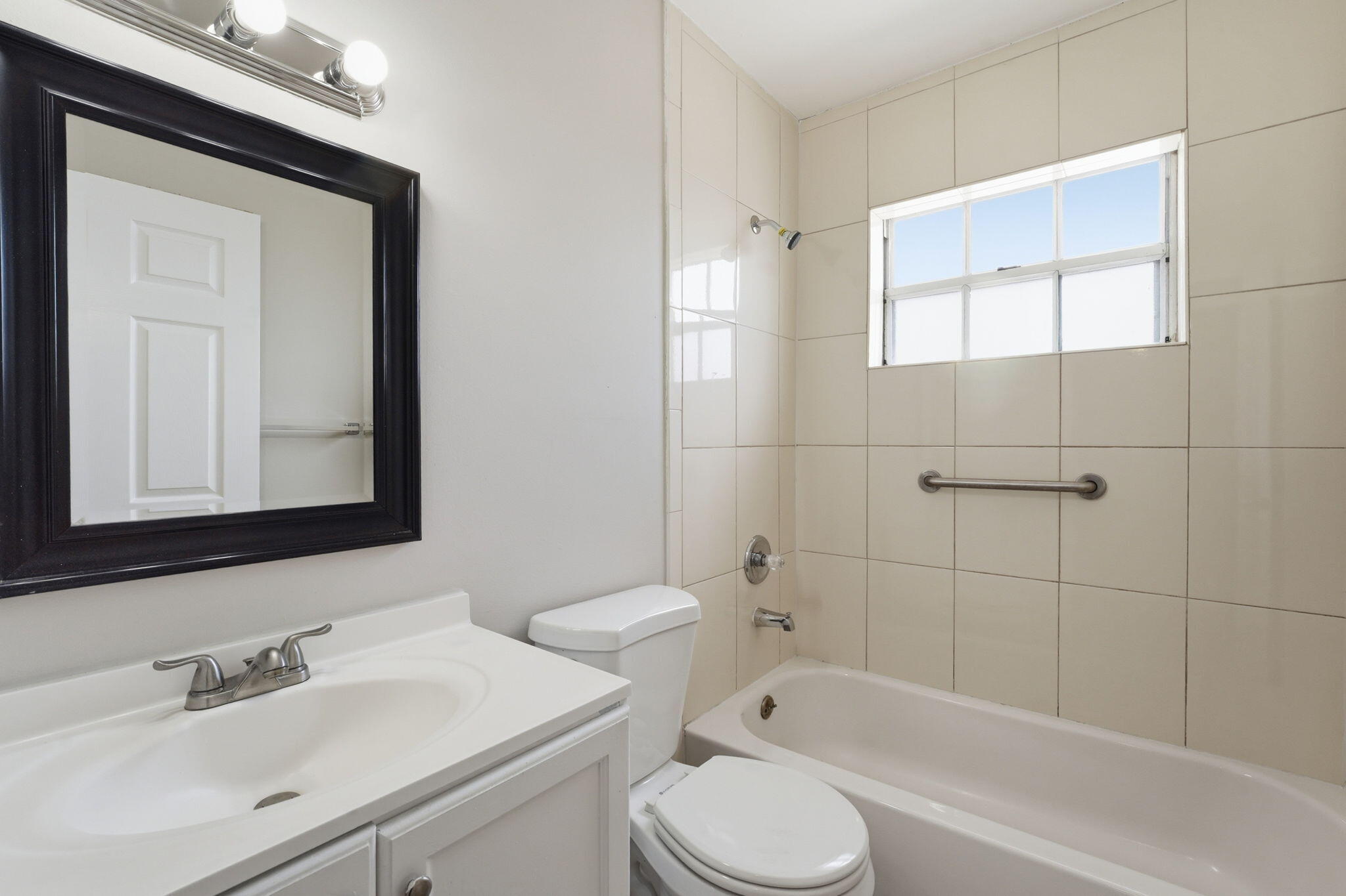 10029 Southwest 146th Place Miami, FL 33186 - Photo 29 of 38 024_ListerPros