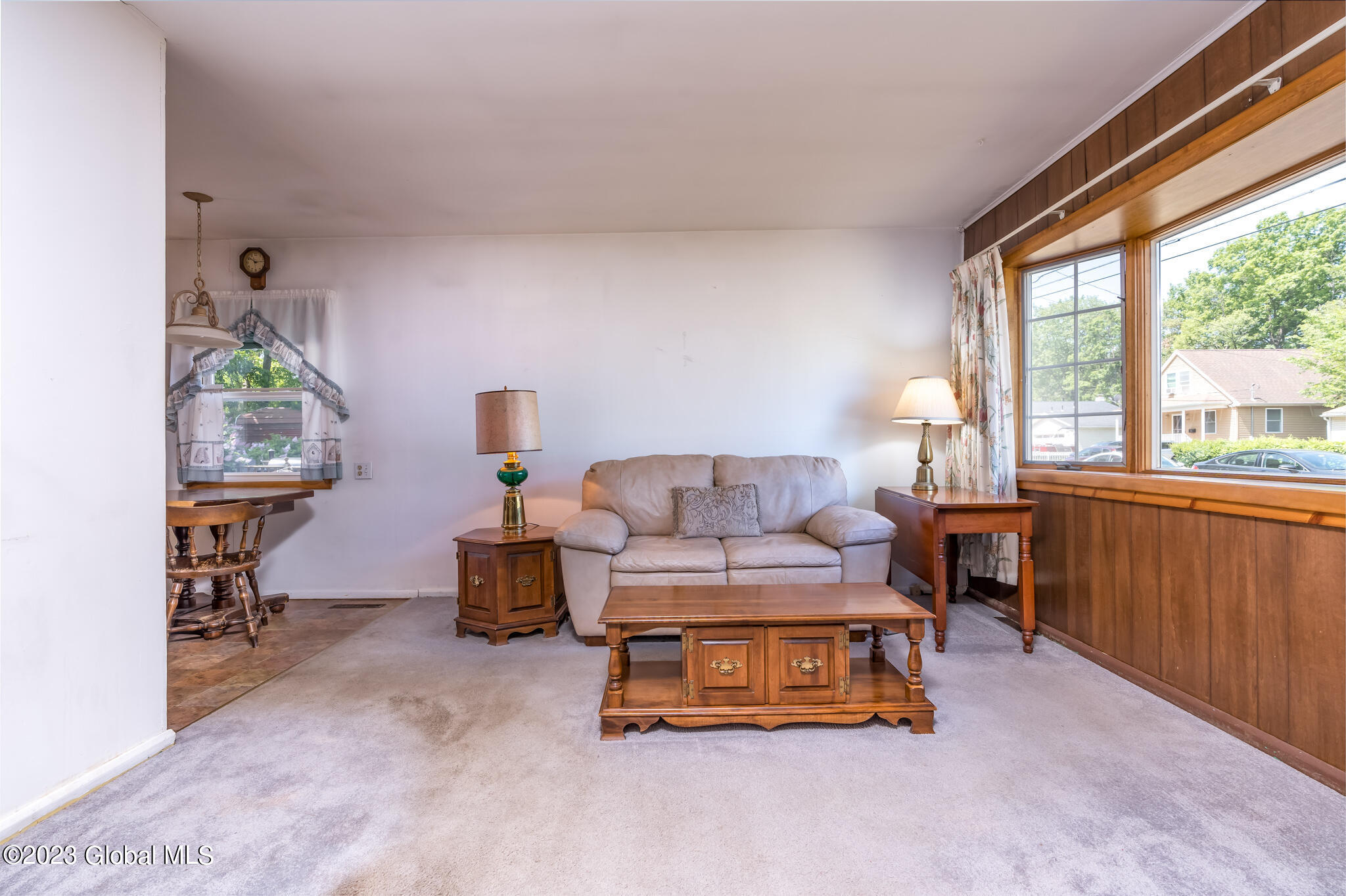 428 Chiswell Road Schenectady, NY 12304 - Photo 2 of 34 018-428-Chiswell-Rd