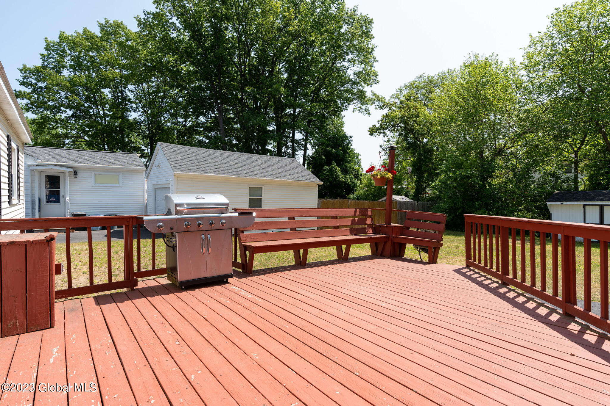 428 Chiswell Road Schenectady, NY 12304 - Photo 27 of 34 015-428-Chiswell-Rd
