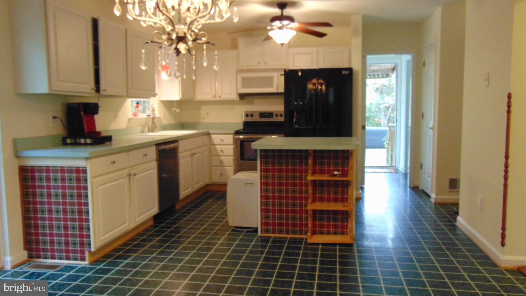 211 Pine Hills Road Front Royal, VA 22630 - Photo 15 of 63 Gallery Image 15