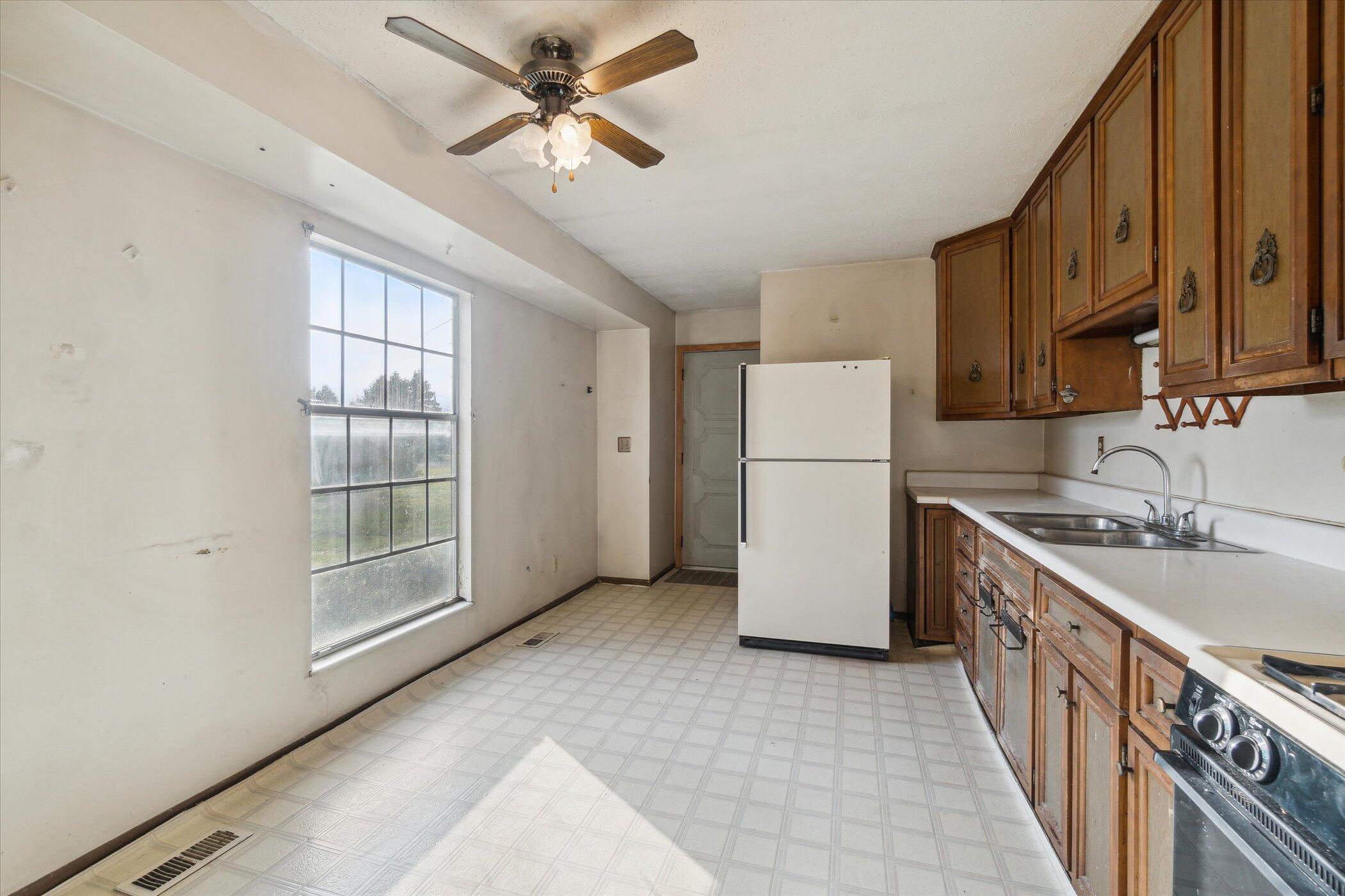 100 Reiniche Road Horton, MI 49246 - Photo 14 of 41 Kitchen