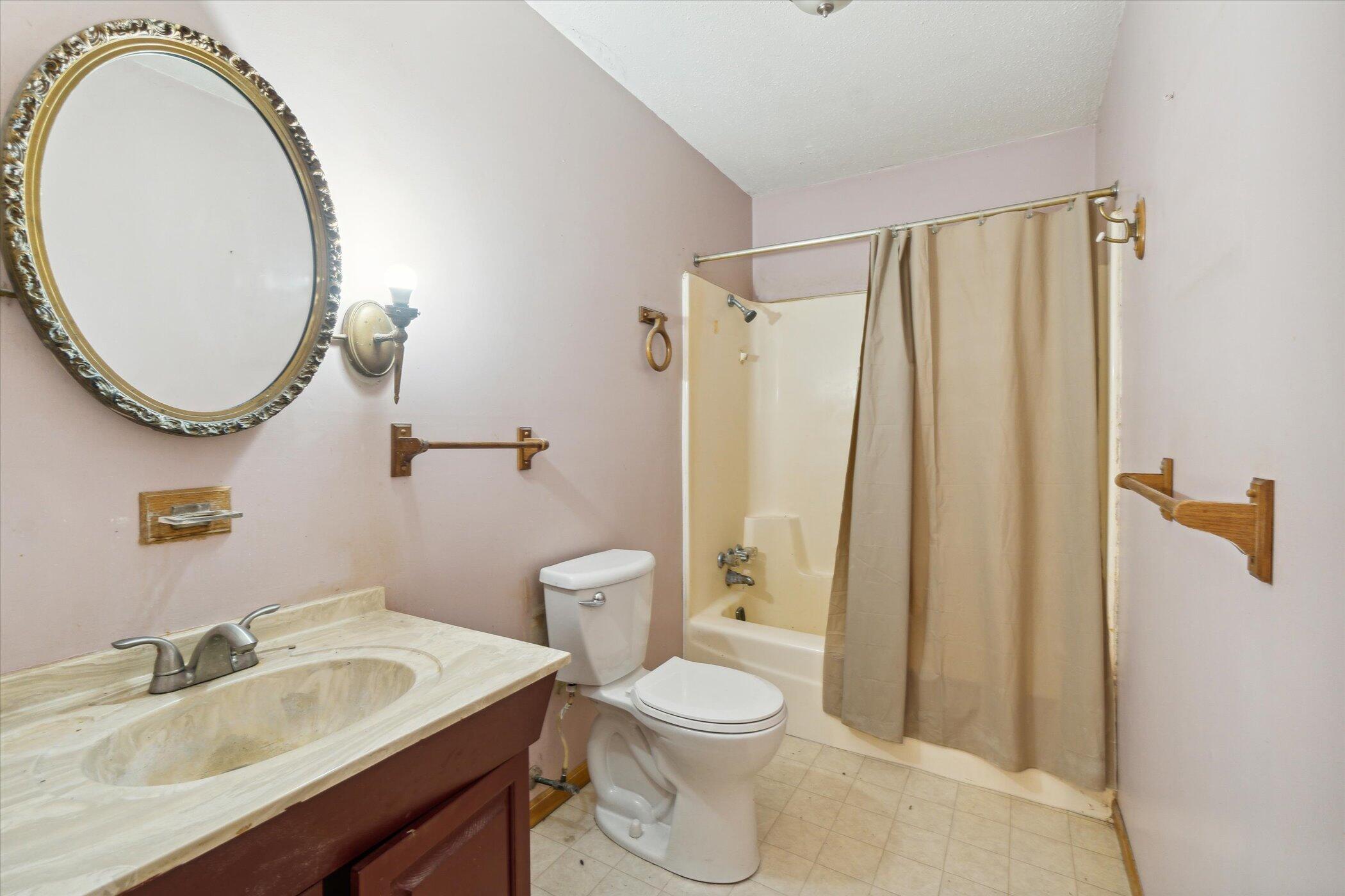 100 Reiniche Road Horton, MI 49246 - Photo 15 of 41 Full bath