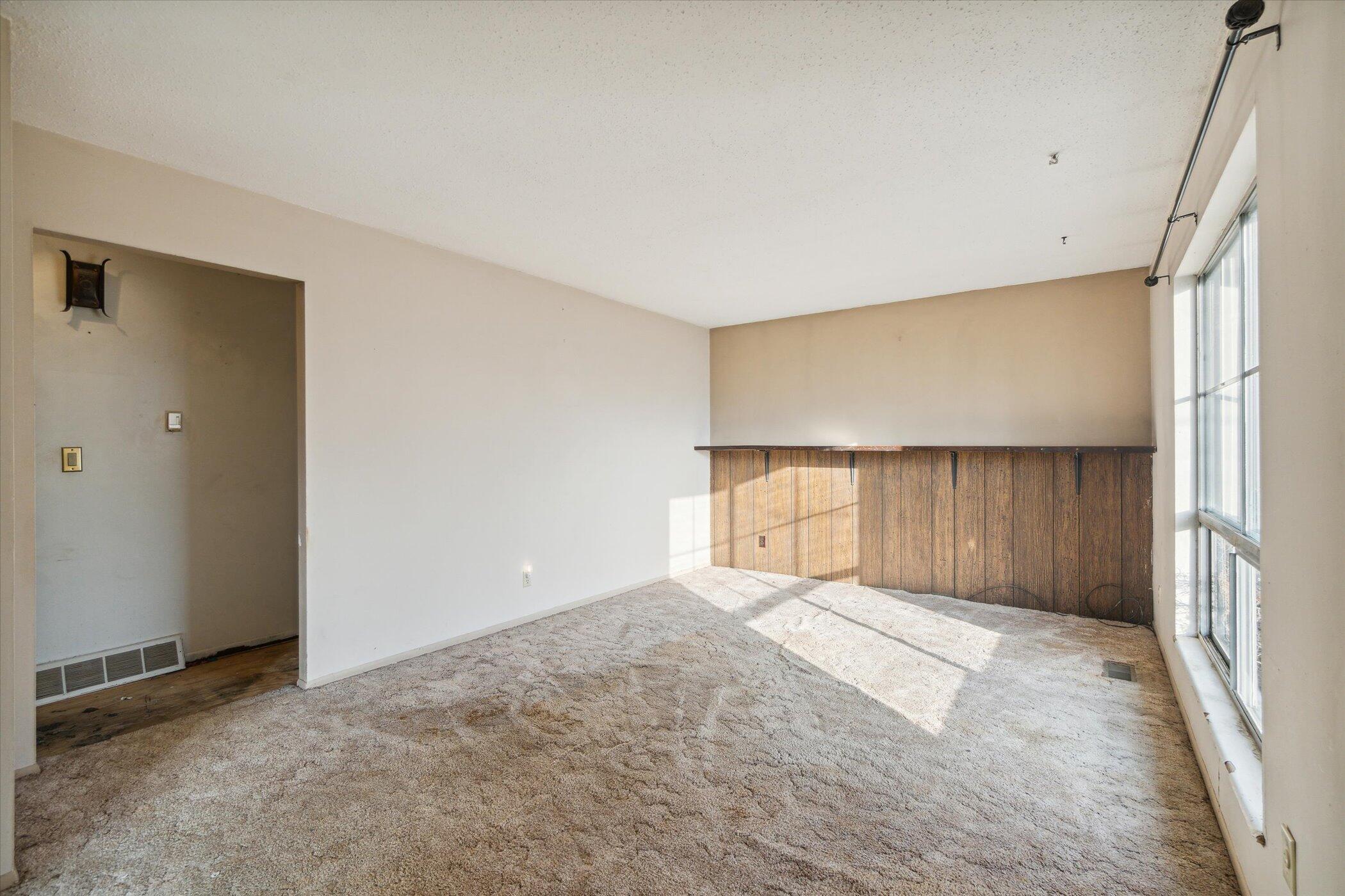 100 Reiniche Road Horton, MI 49246 - Photo 4 of 41 Living Room