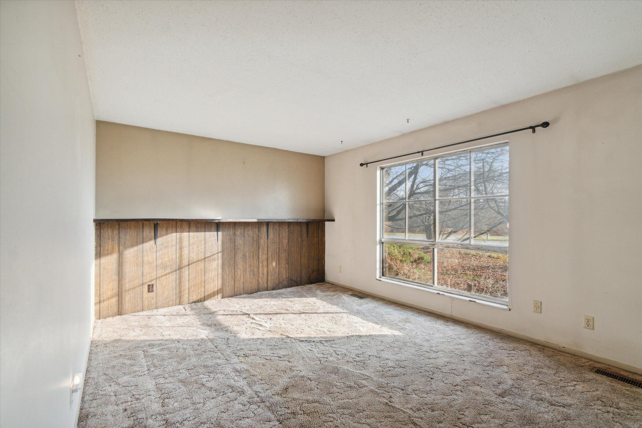 100 Reiniche Road Horton, MI 49246 - Photo 5 of 41 Living Room