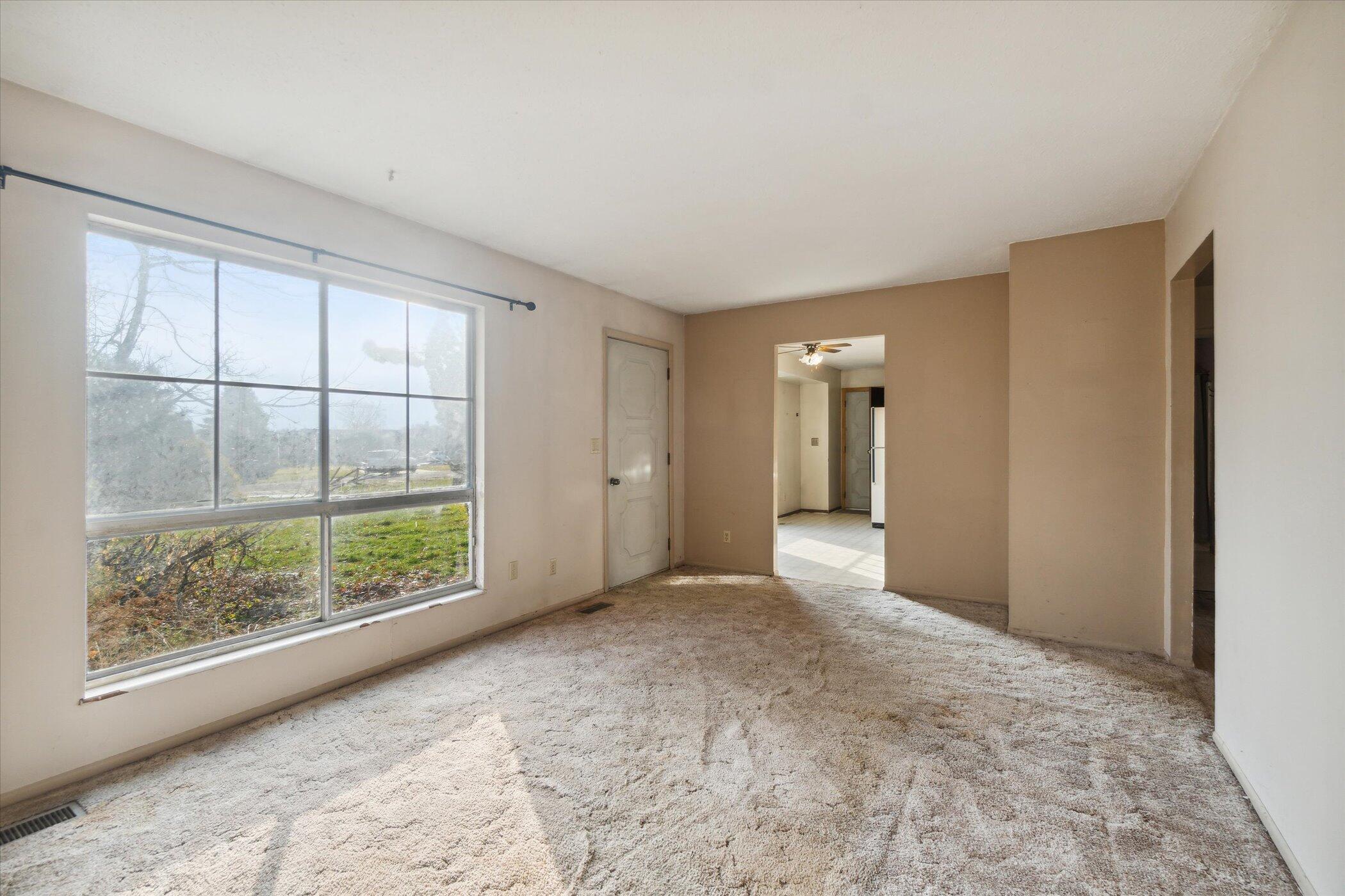 100 Reiniche Road Horton, MI 49246 - Photo 6 of 41 Living Room