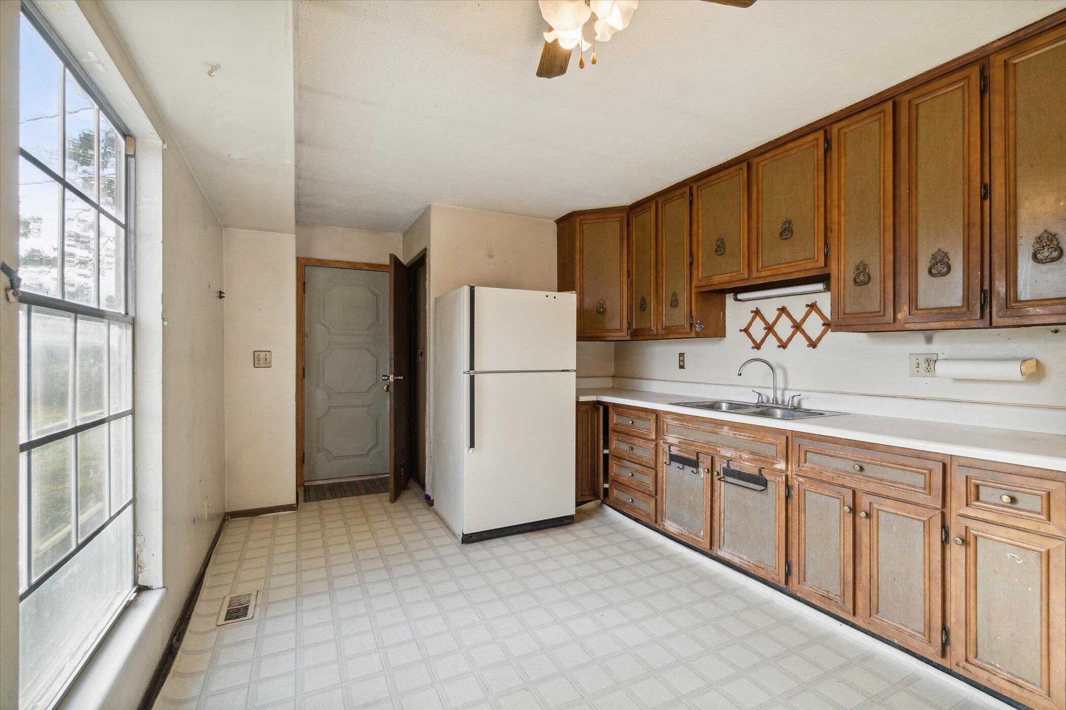 100 Reiniche Road Horton, MI 49246 - Photo 8 of 41 Kitchen