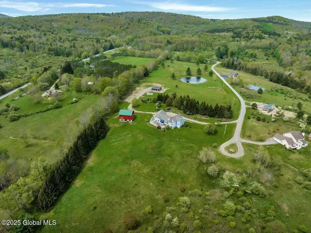 $1,200,000 | 156 Saddle Brook Court, Cooperstown, NY 13326